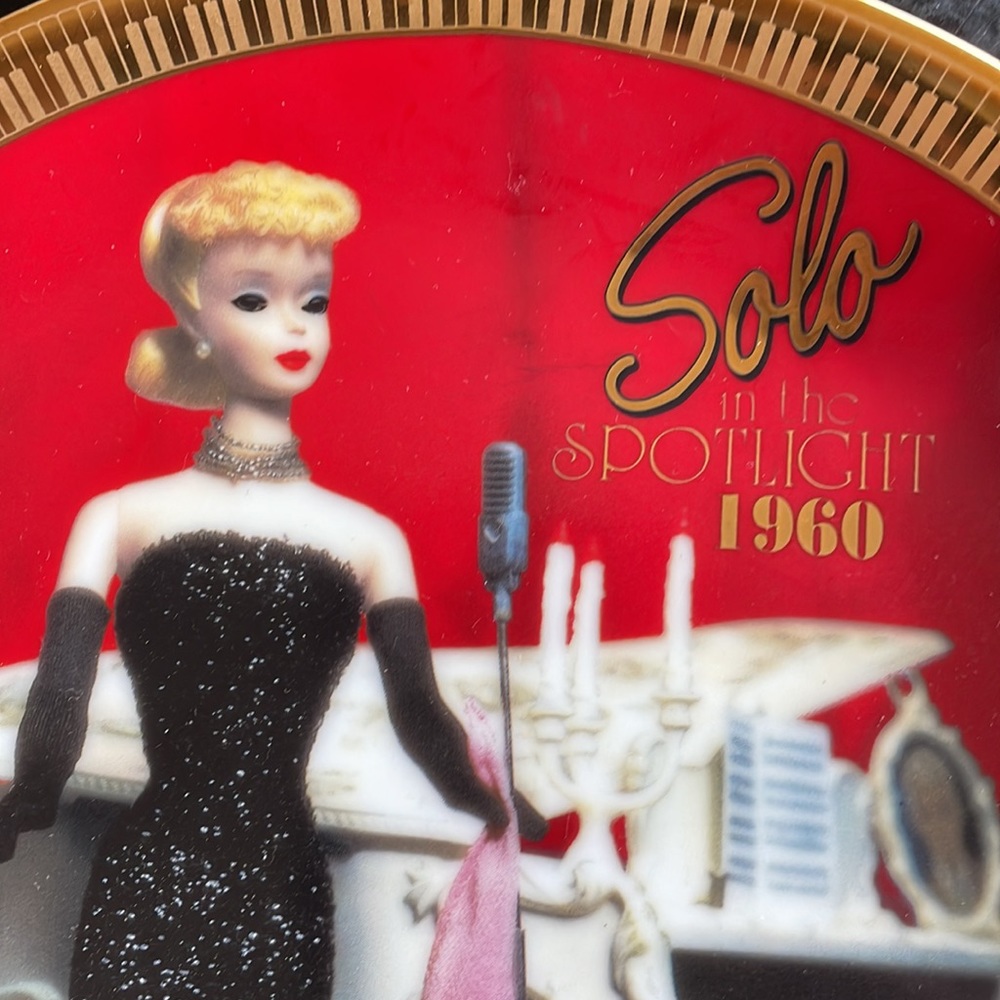 BARBIE PLATE💗 - Picture 3 of 4